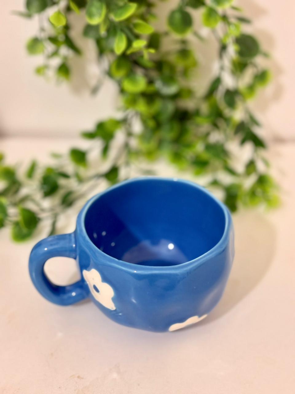 Blue Daisy Mug