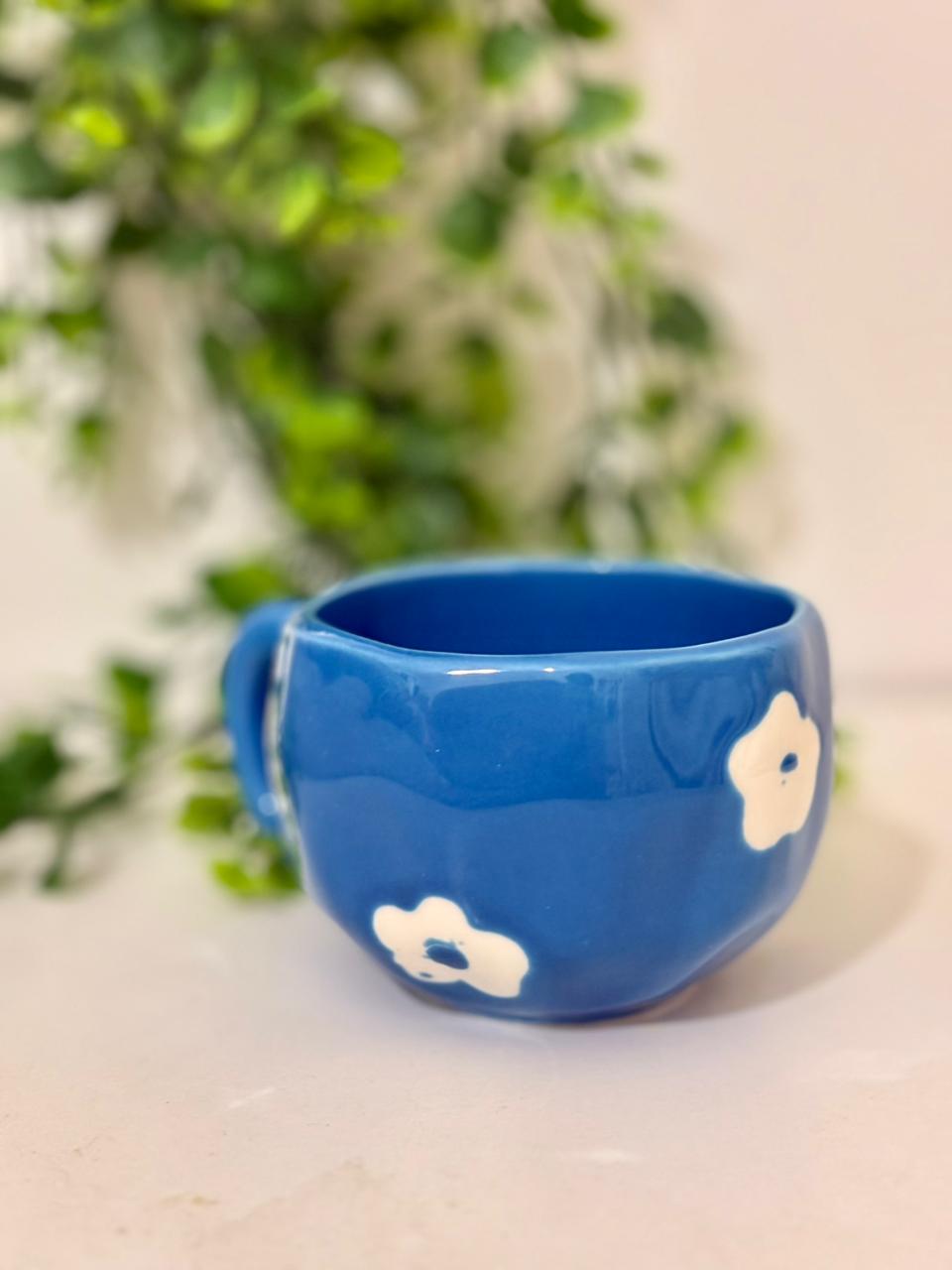 Blue Daisy Mug